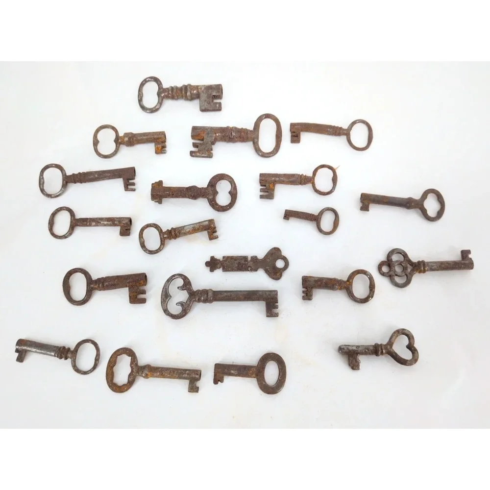Vintage Skelton Key Lot 20 Antique Keys Craft Collect
